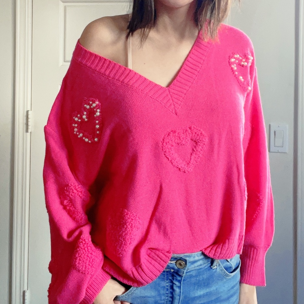 07 Cozy Heart V neck Vday oversized Sweater Top